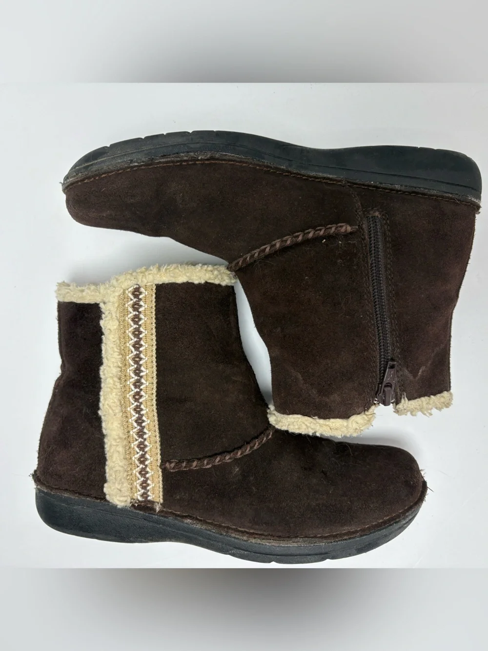 Thom McAn Women’s Brown Suede Ankle Booties Boots Faux Fur Lining Size 7